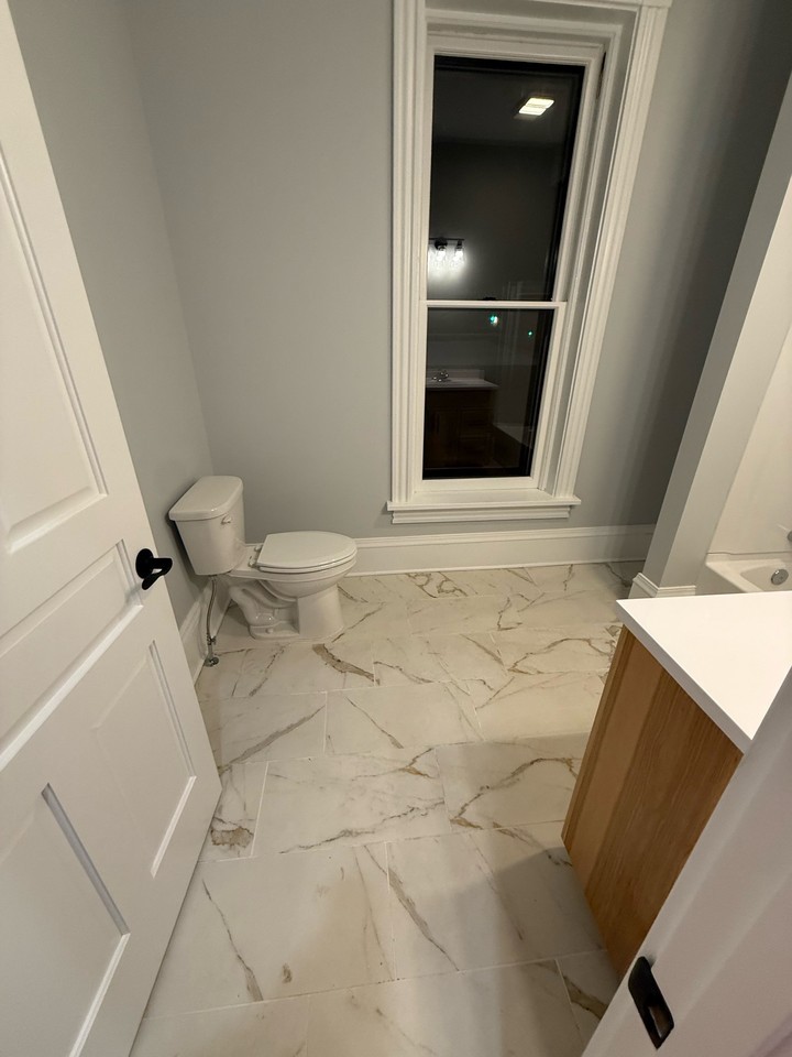 45 E 17th St #101 - Photo 7 of 8