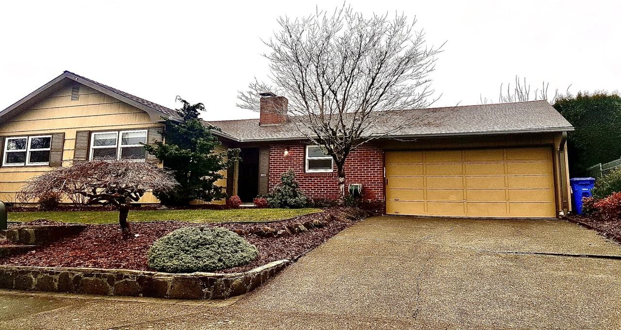 13806 Ne Fremont Ct #1 - Photo 2 of 28