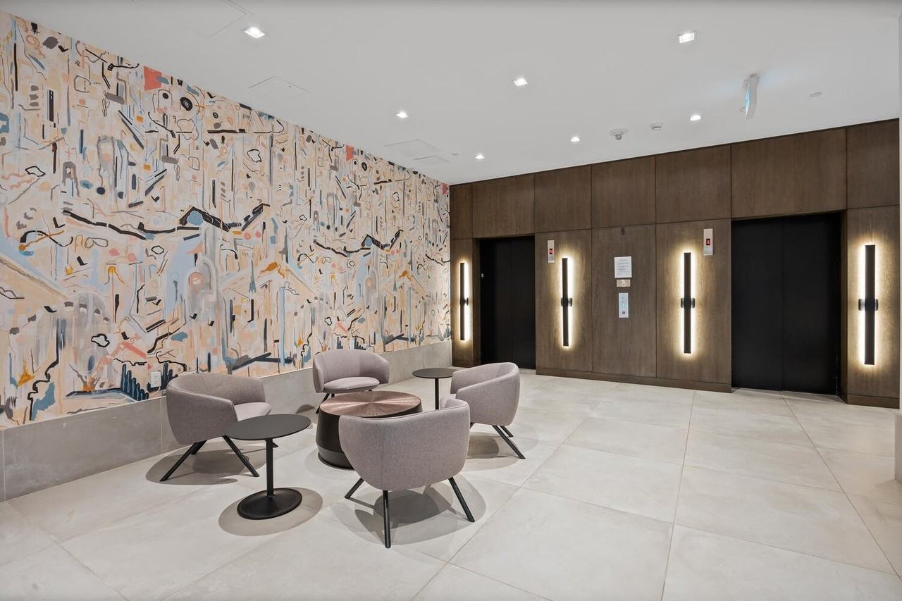 480 Wilson Ave - Photo 4 of 19