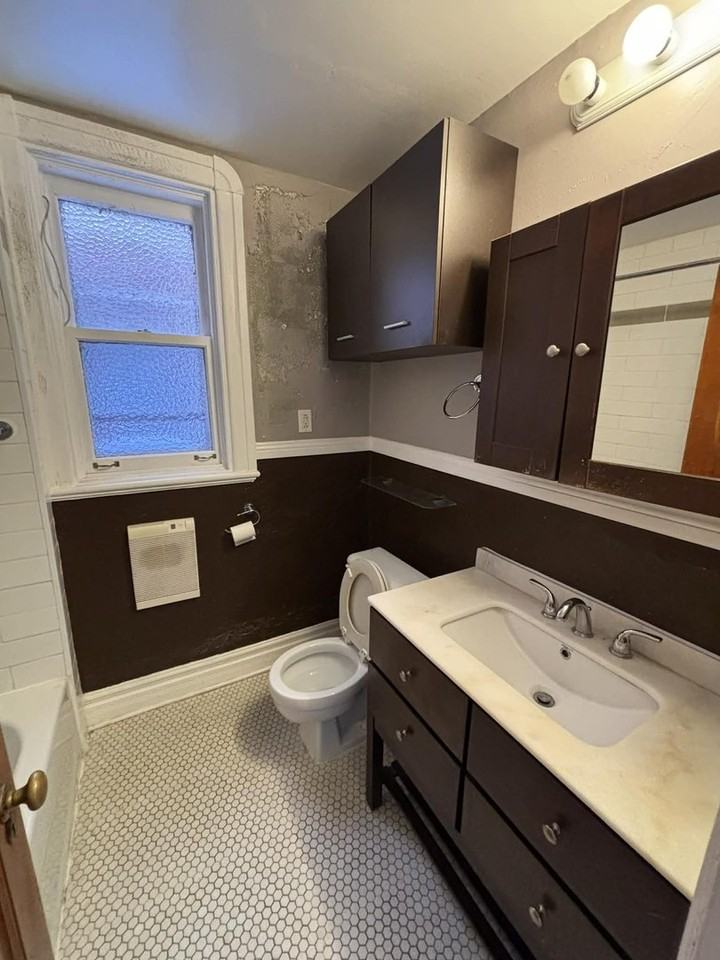 1123 Boul Saint-Joseph E - Photo 4 of 11