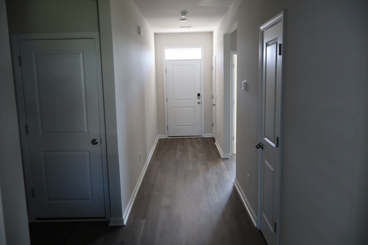 1099 Flintshire Dr #1 - Photo 7 of 21