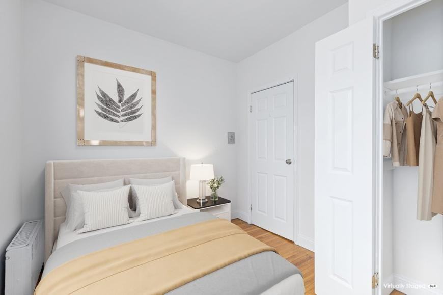 460 W 50th St - Photo 6 of 10