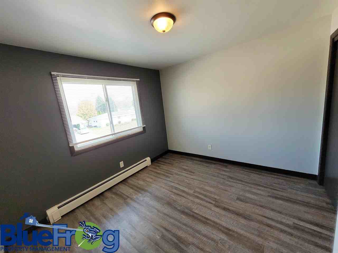 1303 Morris Avenue(Wisco) - Photo 5 of 18