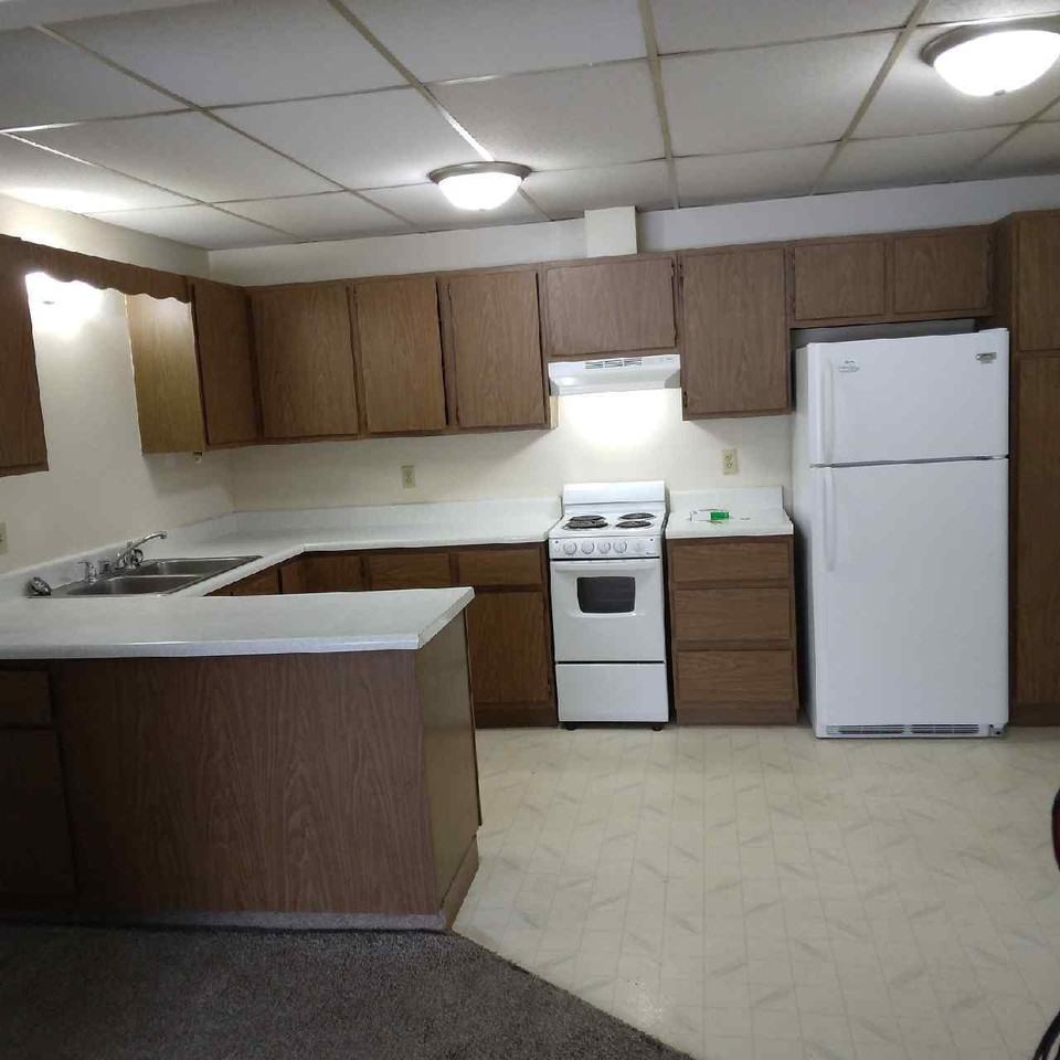 1024 East 5th Street - Photo 2 of 8