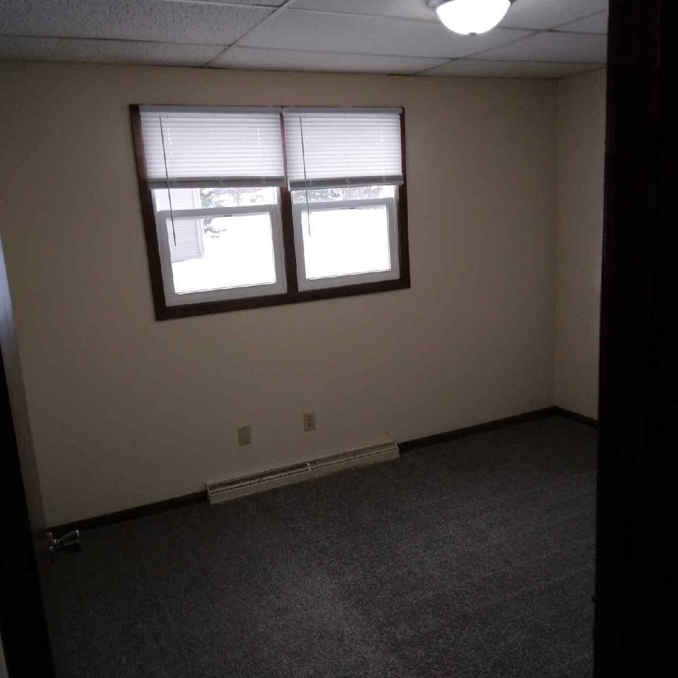 1024 East 5th Street - Photo 6 of 8