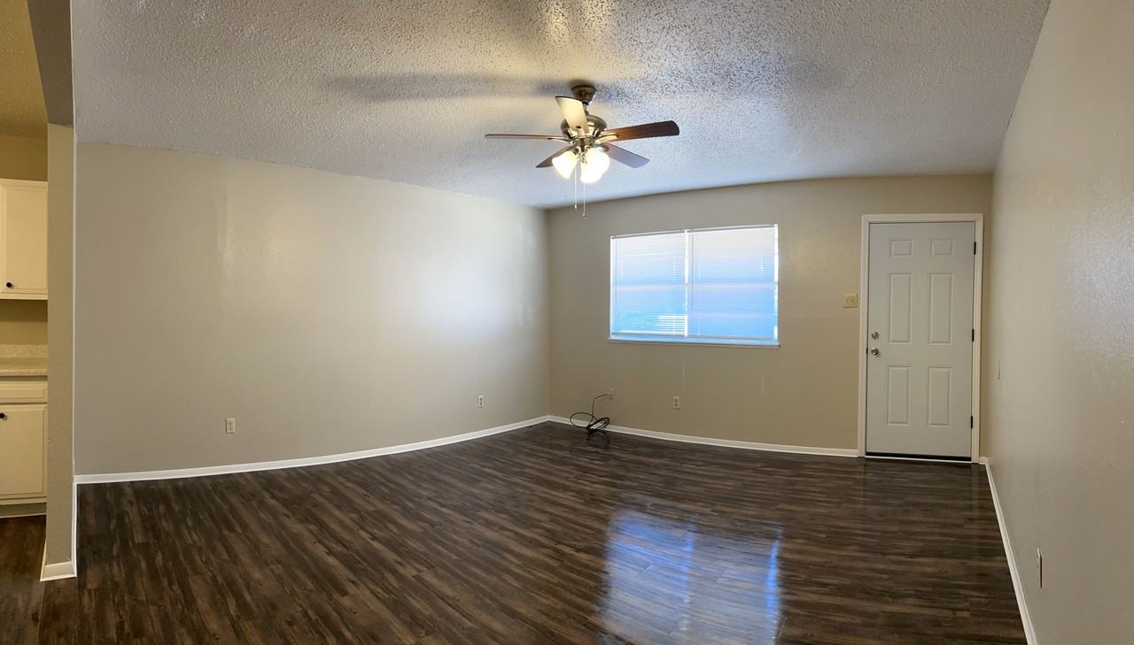 1601 Cameo Street - Photo 5 of 9