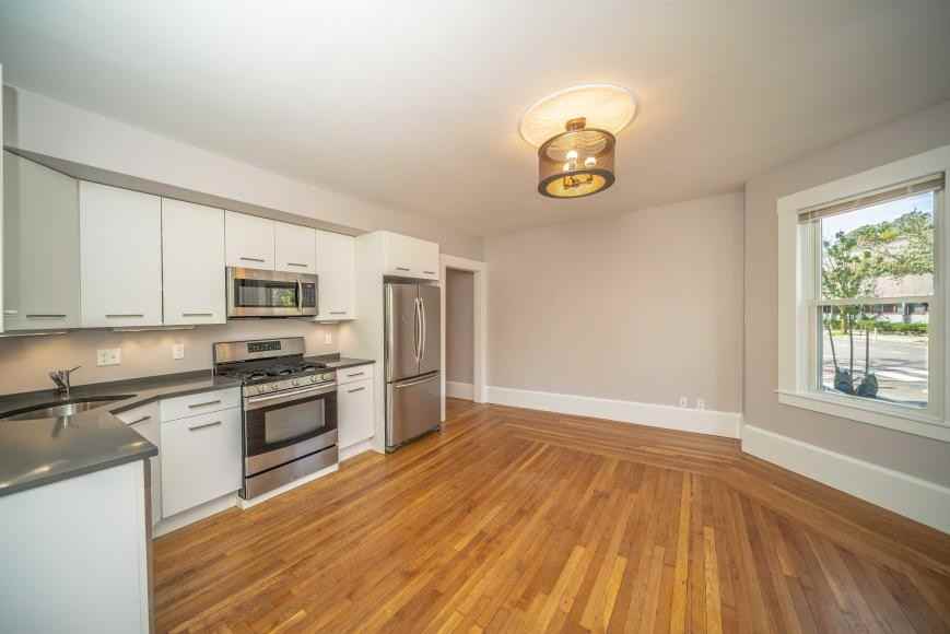 1601 Cambridge St - Photo 2 of 10