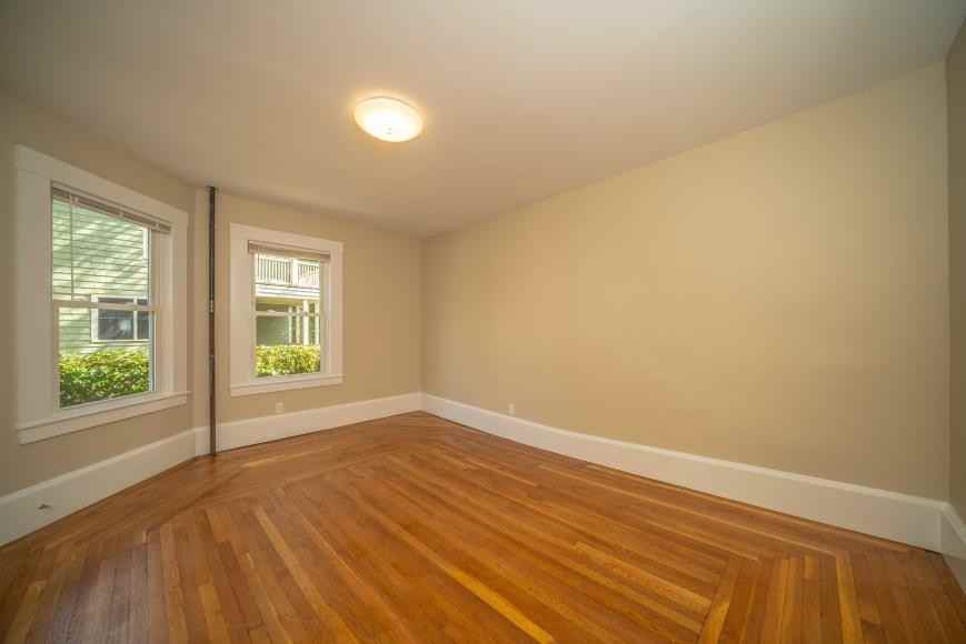 1601 Cambridge St - Photo 3 of 10