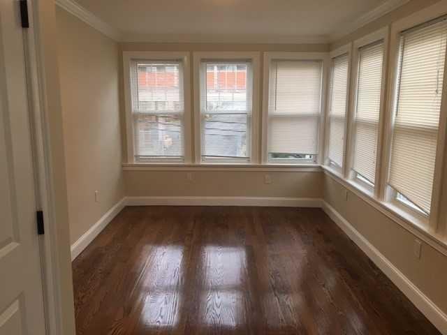 60 Townsend St - Photo 3 of 10