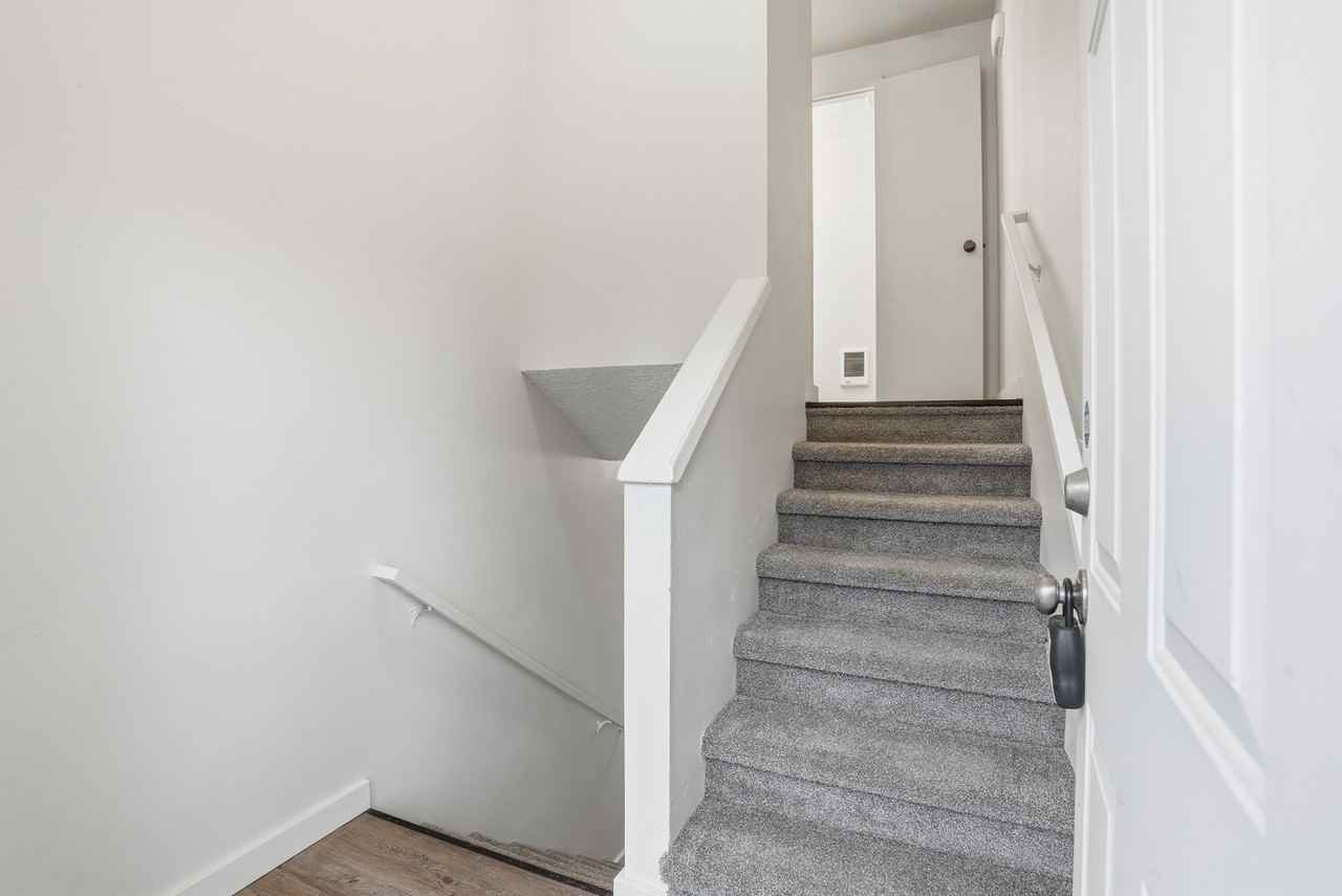 KWI - 10921 East 16th Avenue - Photo 4 of 26