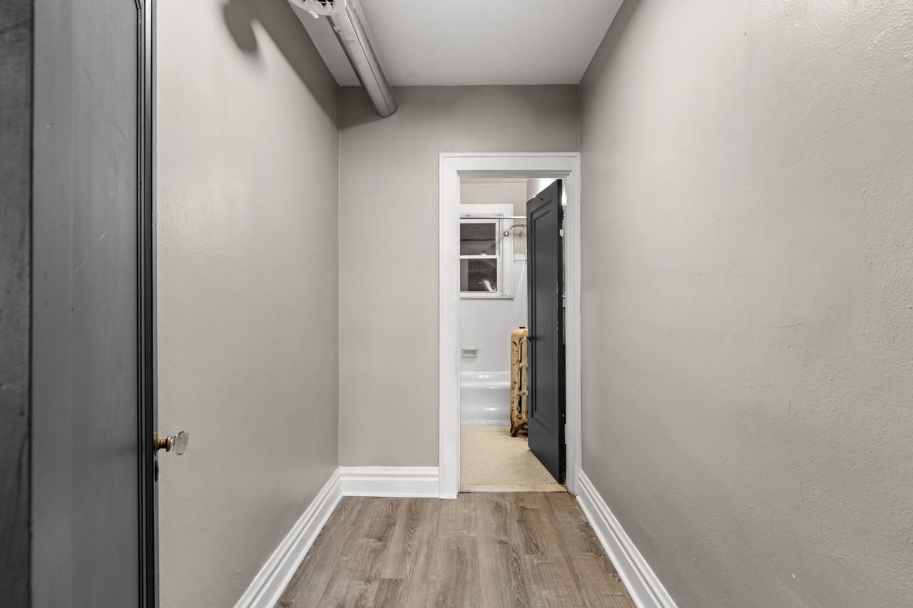 5618 South Grand Boulevard - Photo 4 of 17