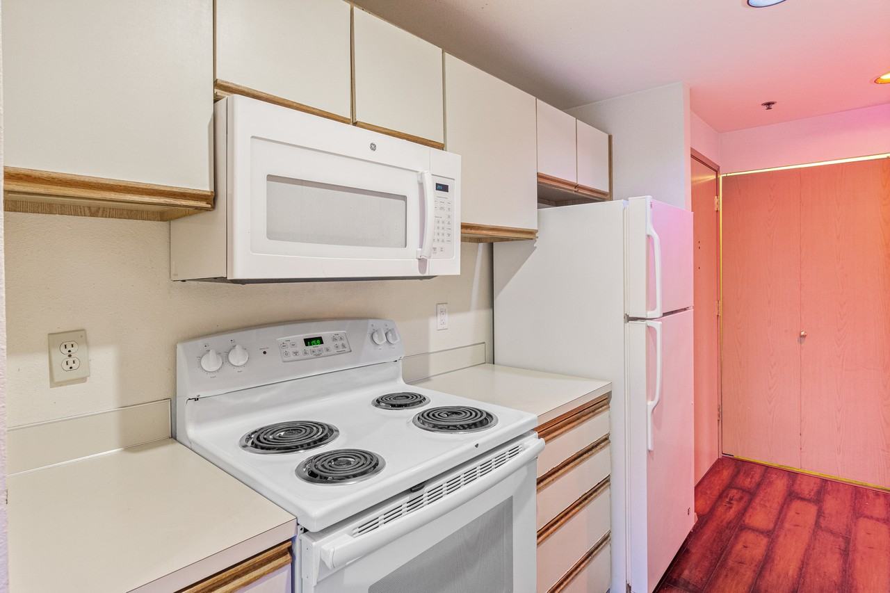 Stone Court - Photo 2 of 22