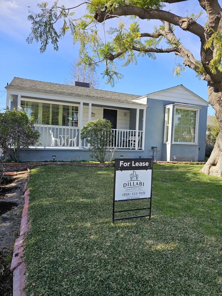 707 N Lima St #1 - Photo 2 of 38