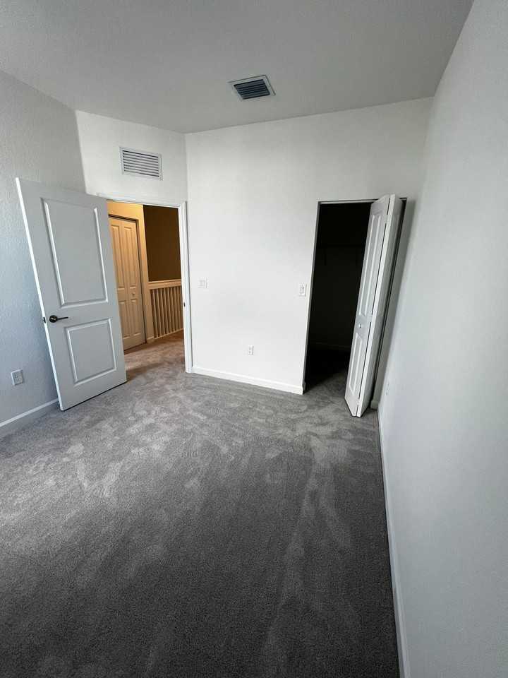 13244 Sw 286th St #12 - Photo 2 of 8