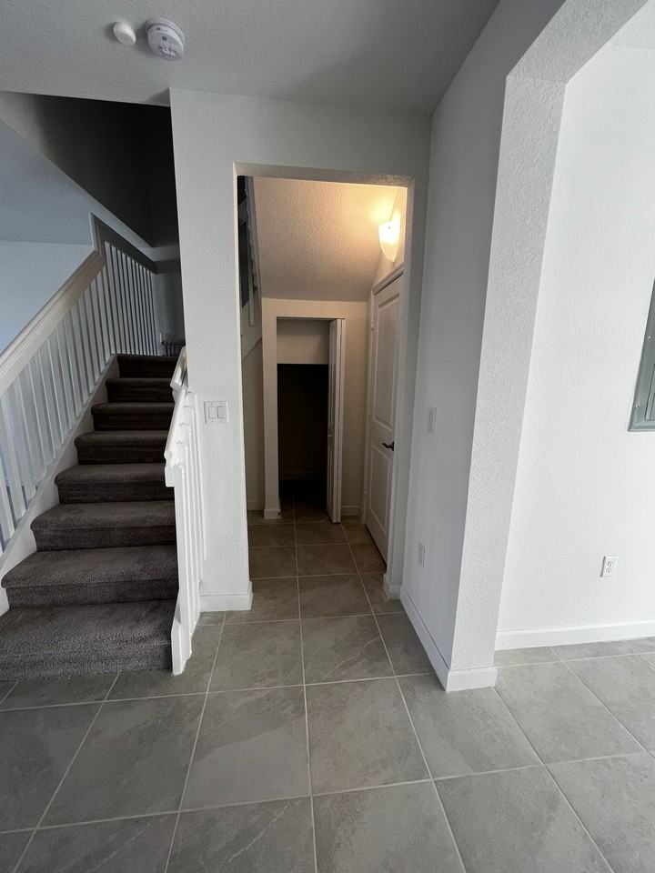 13244 Sw 286th St #12 - Photo 6 of 8