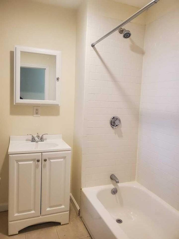 127 Harrishof St - Photo 3 of 9