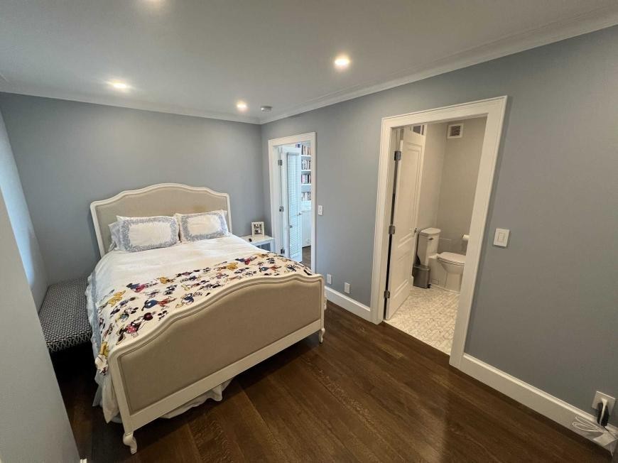 85 E India Row Apt 4 - Photo 5 of 10
