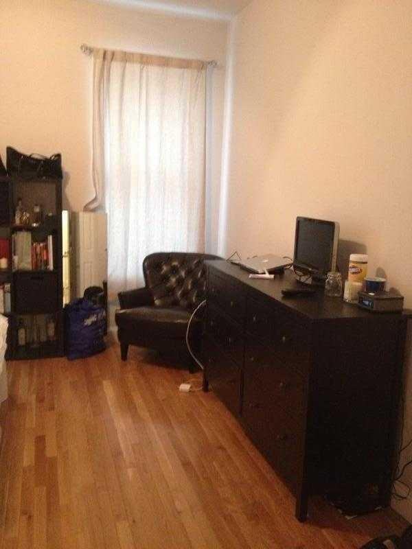 253 Northampton St - Photo 2 of 10