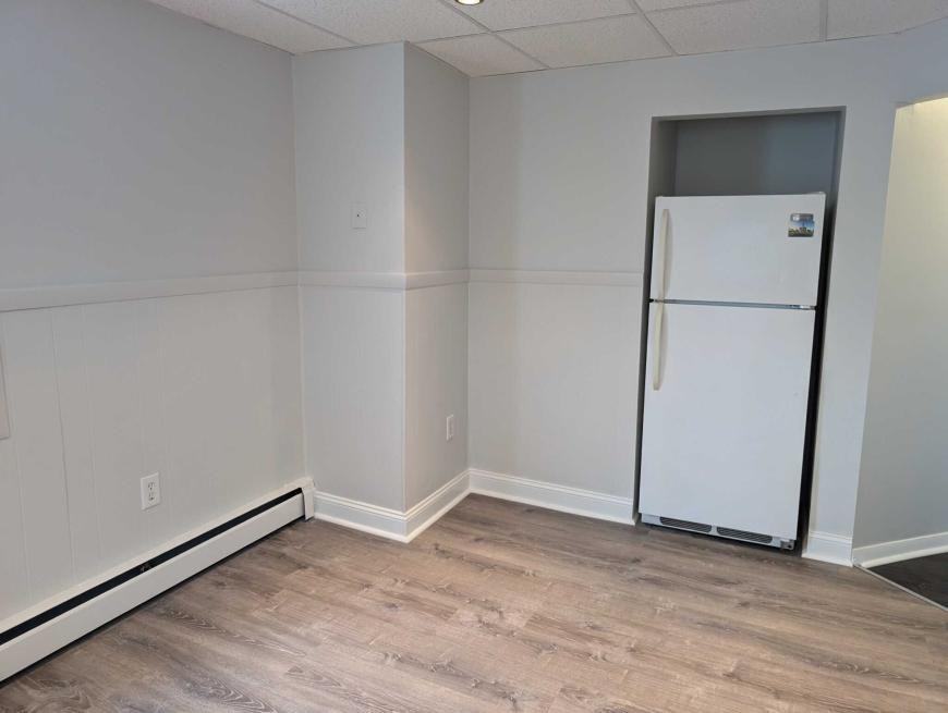 82 Florence St - Photo 2 of 9