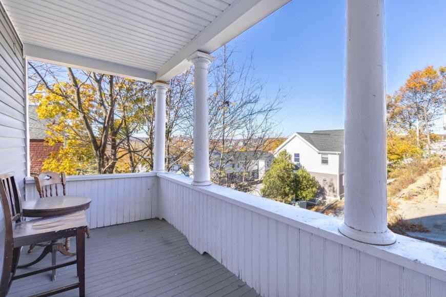 18 Perkins St - Photo 2 of 10