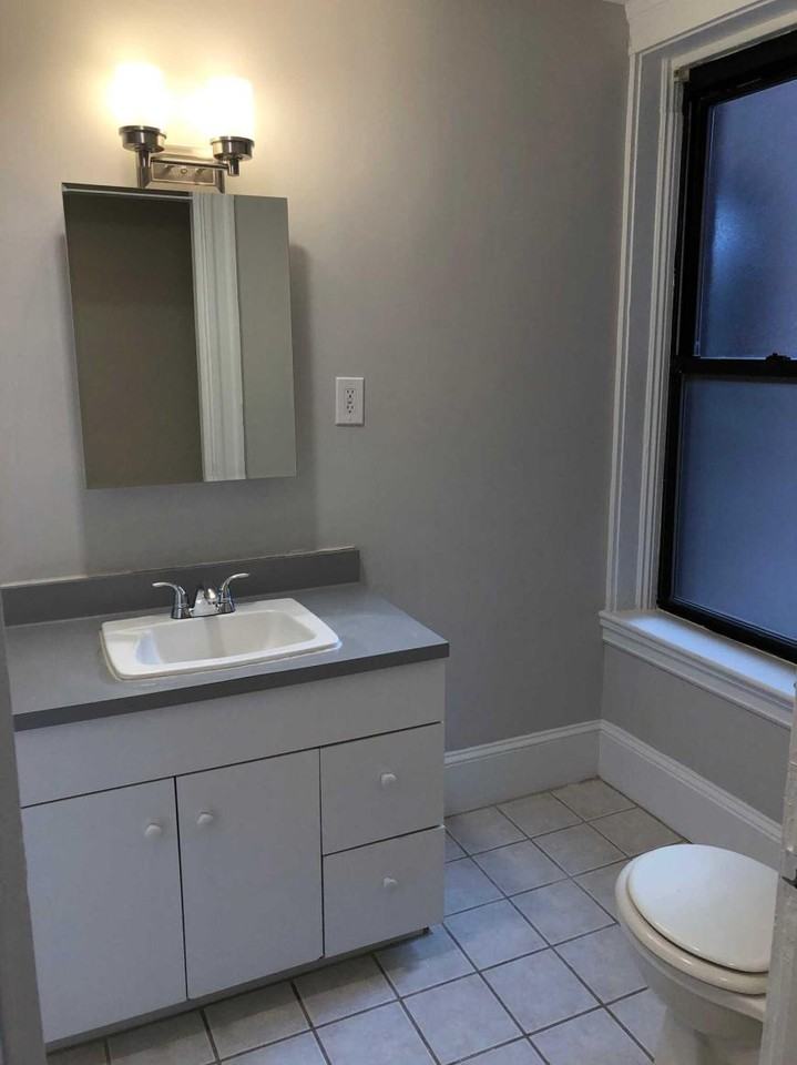 13 Upland Rd - Photo 3 of 10
