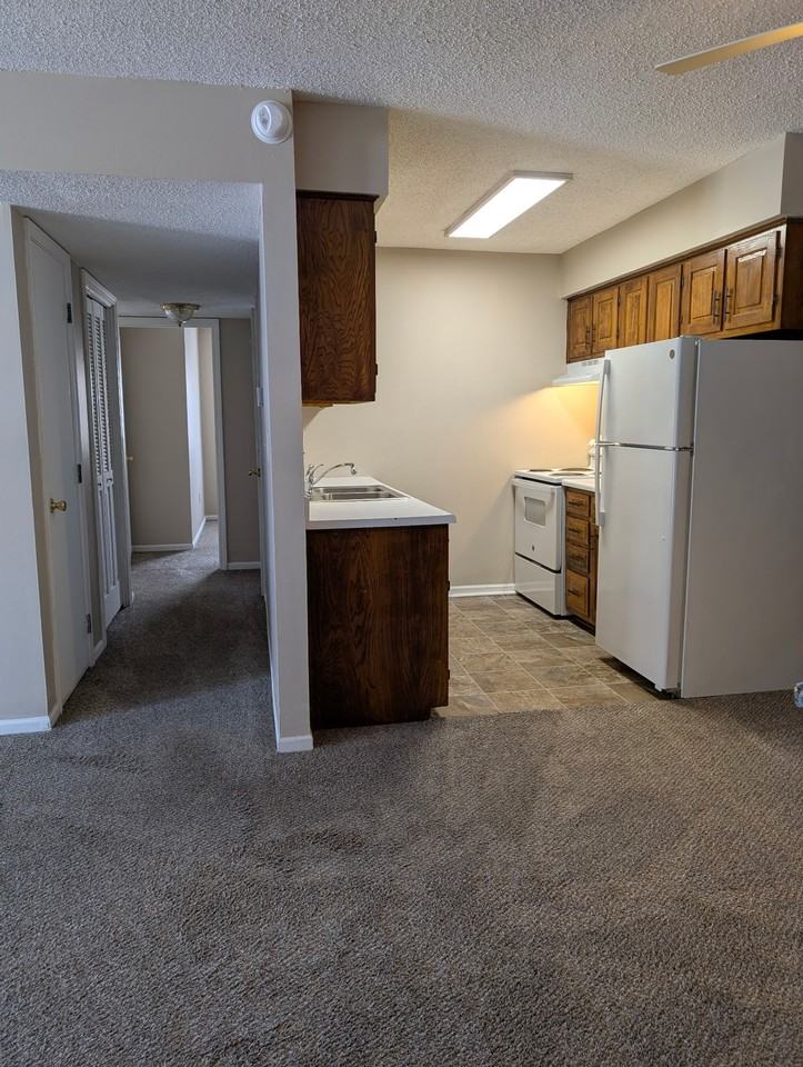 820 North Holden Street - Photo 5 of 12