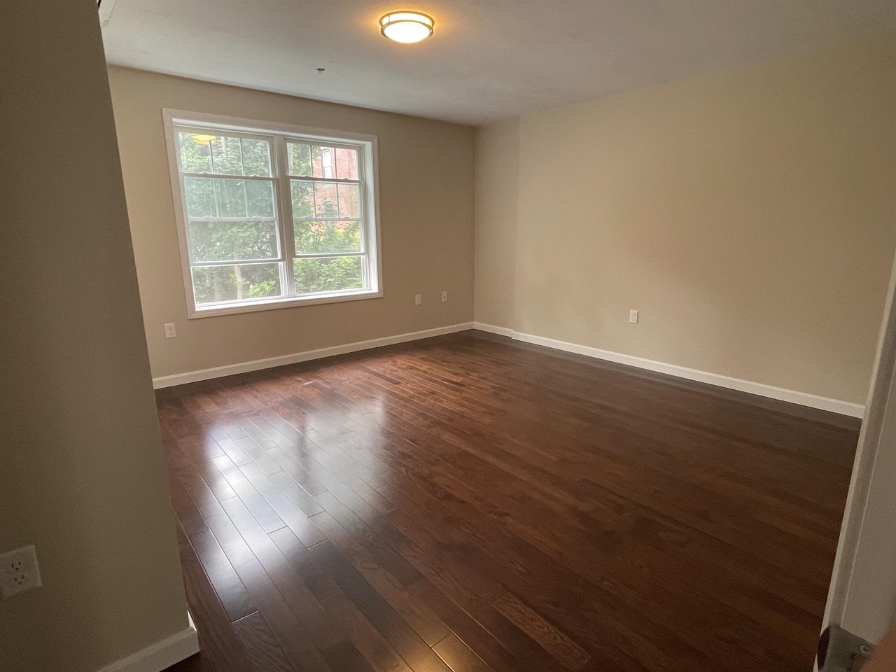 Princeton Court Apartments - Photo 5 of 25