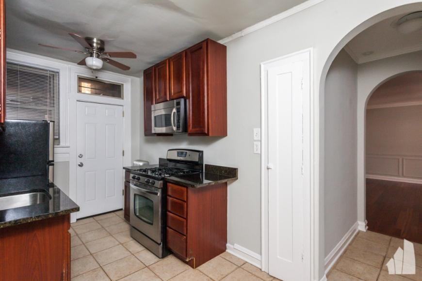 540 W Surf - Photo 6 of 10