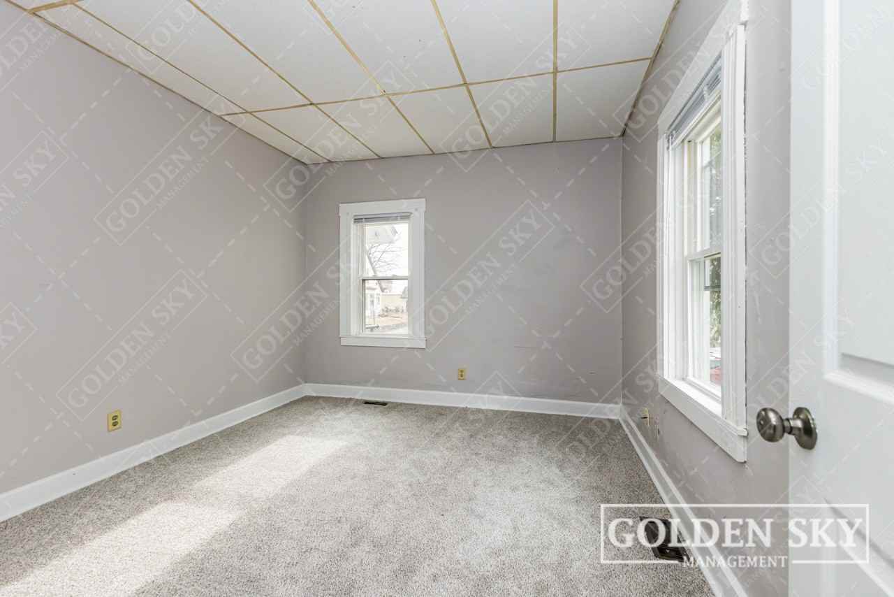 230 Kinsey Street - Unit 2 - Photo 6 of 11