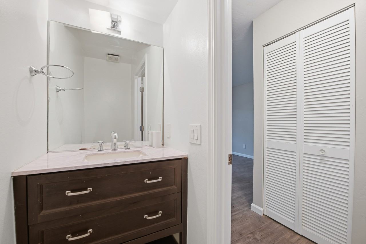 2950 La Costa Avenue - Photo 4 of 19