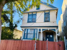 featured image of 2417 Blake St