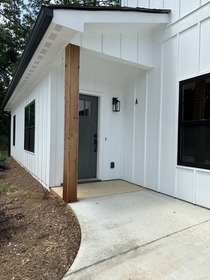 249 North Carter Street - Photo 2 of 21