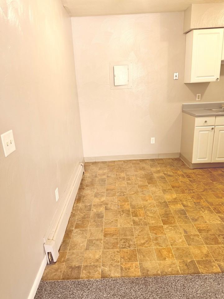 3334 Pleasant Grove Road - Photo 4 of 14