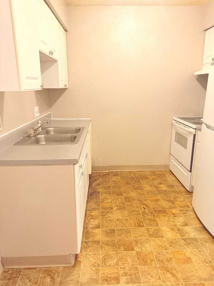 3334 Pleasant Grove Road - Photo 7 of 14