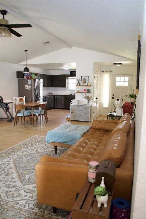 2503 Sw 10th St - Photo 3 of 13