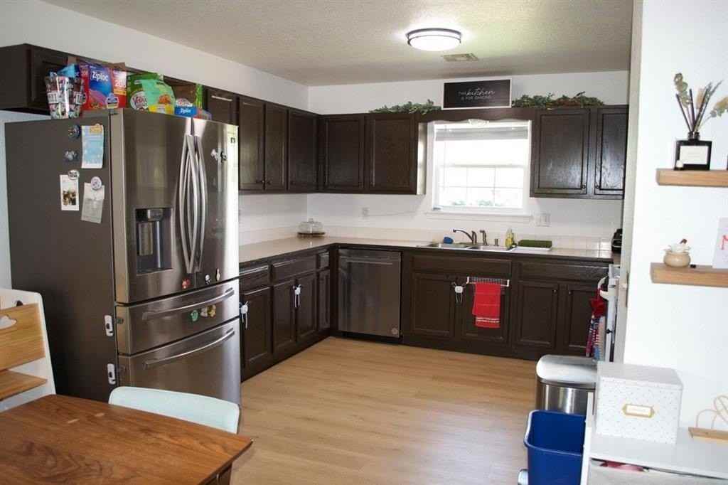 2503 Sw 10th St - Photo 7 of 13