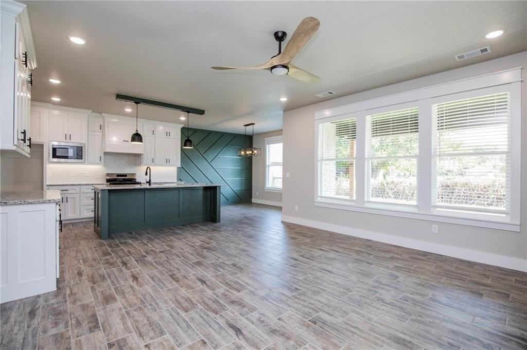 104 White Oak St - Photo 6 of 26