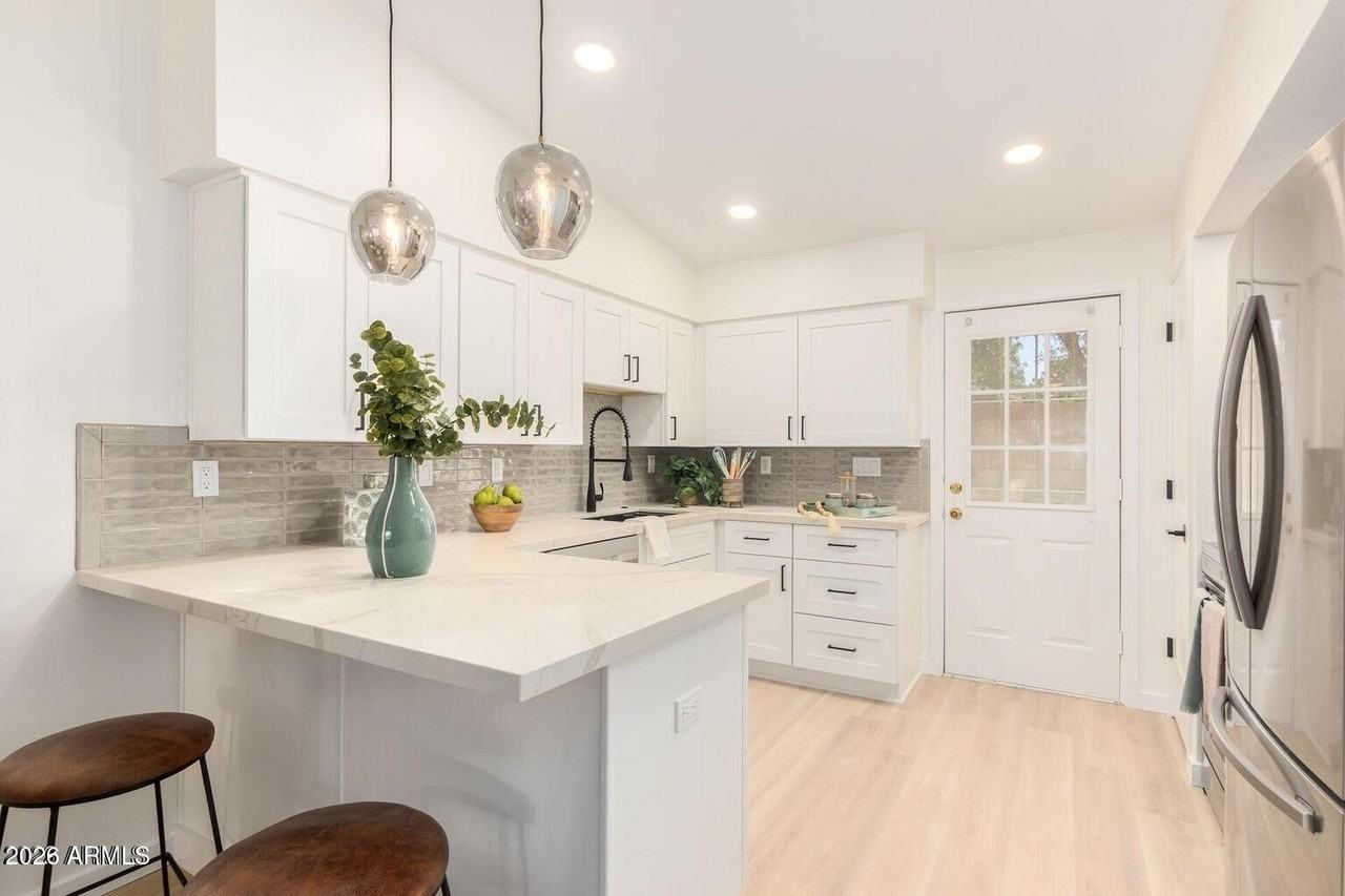 3505 E Campbell Ave Unit 17 #17 - Photo 4 of 20