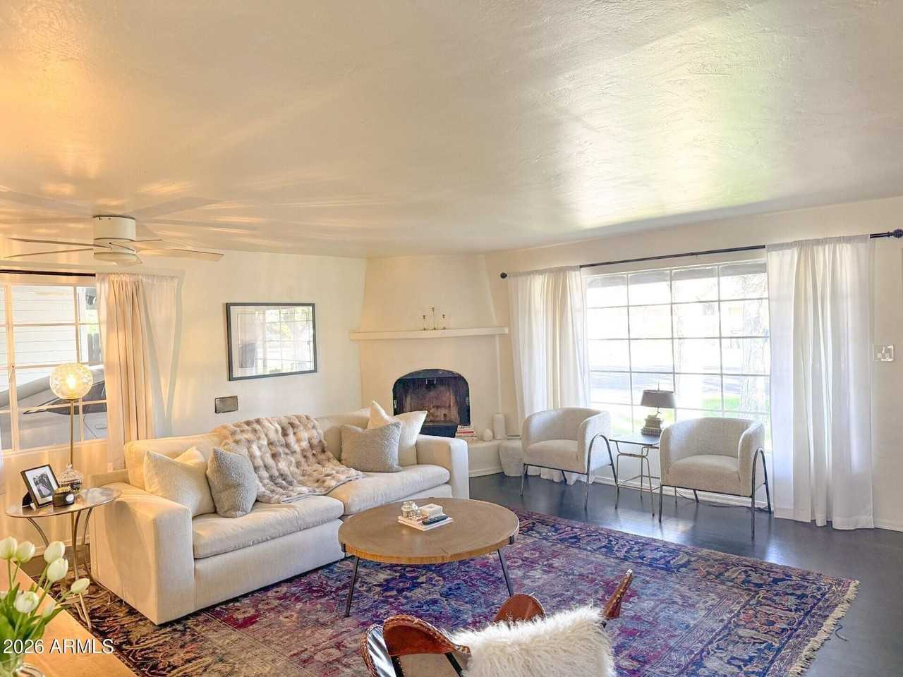 1428 S Oakley Pl - Photo 5 of 35