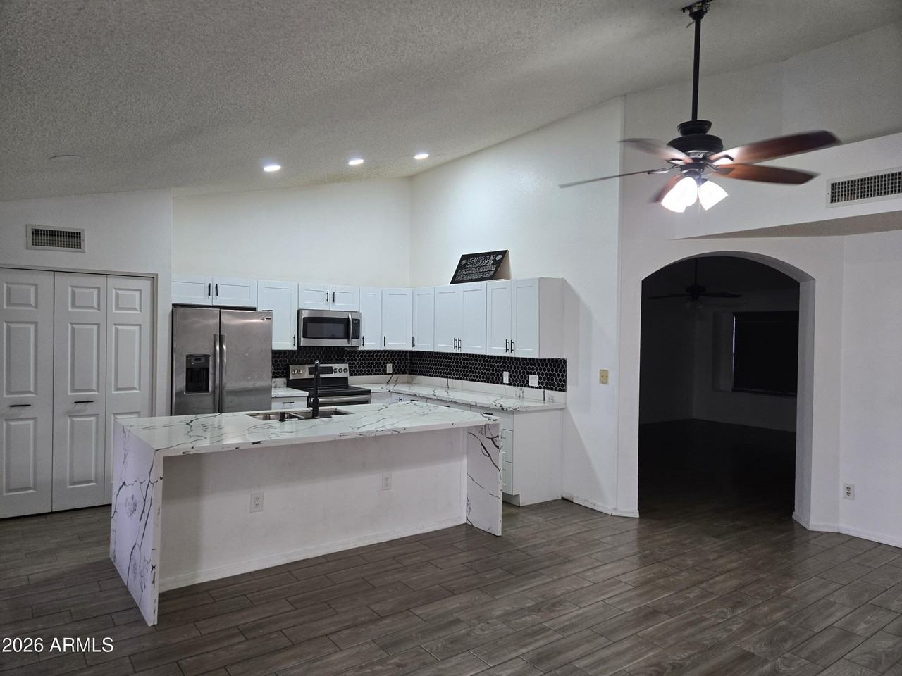 4784 W Oraibi Dr - Photo 2 of 22