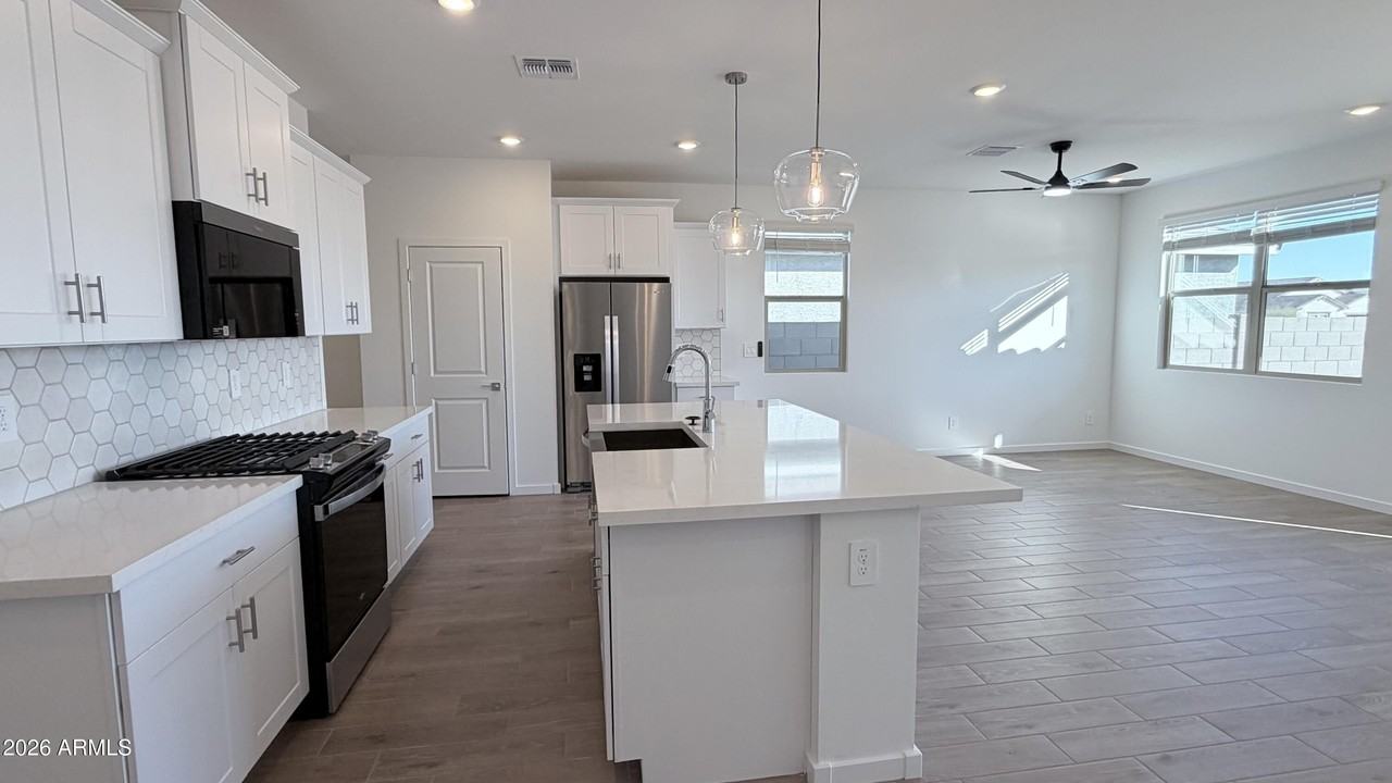 15809 W Gray Fox Trl - Photo 5 of 32