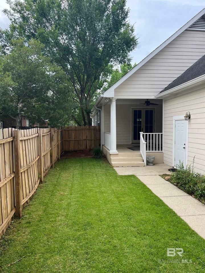 10162 Papas St - Photo 5 of 5