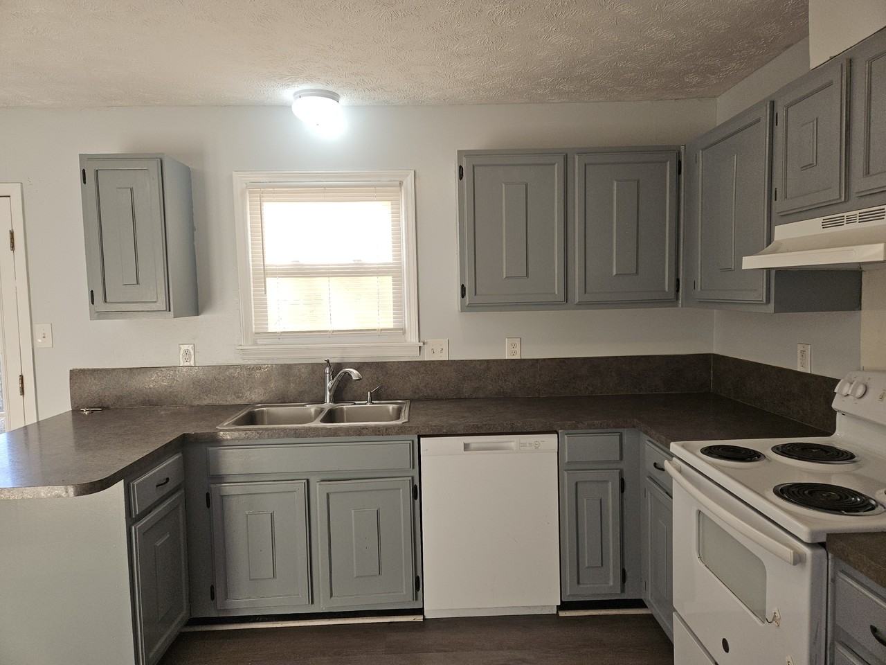 5845 Hunting Ridge Rd #1 - Photo 5 of 15