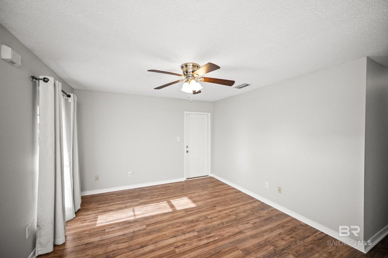 4004 Kendallbrook Loop - Photo 5 of 31