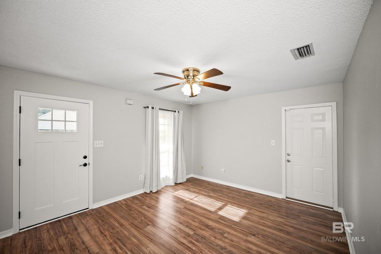 4004 Kendallbrook Loop - Photo 7 of 31