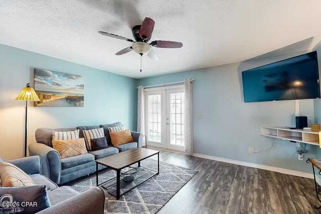 8013 Beach Dr - Photo 2 of 15