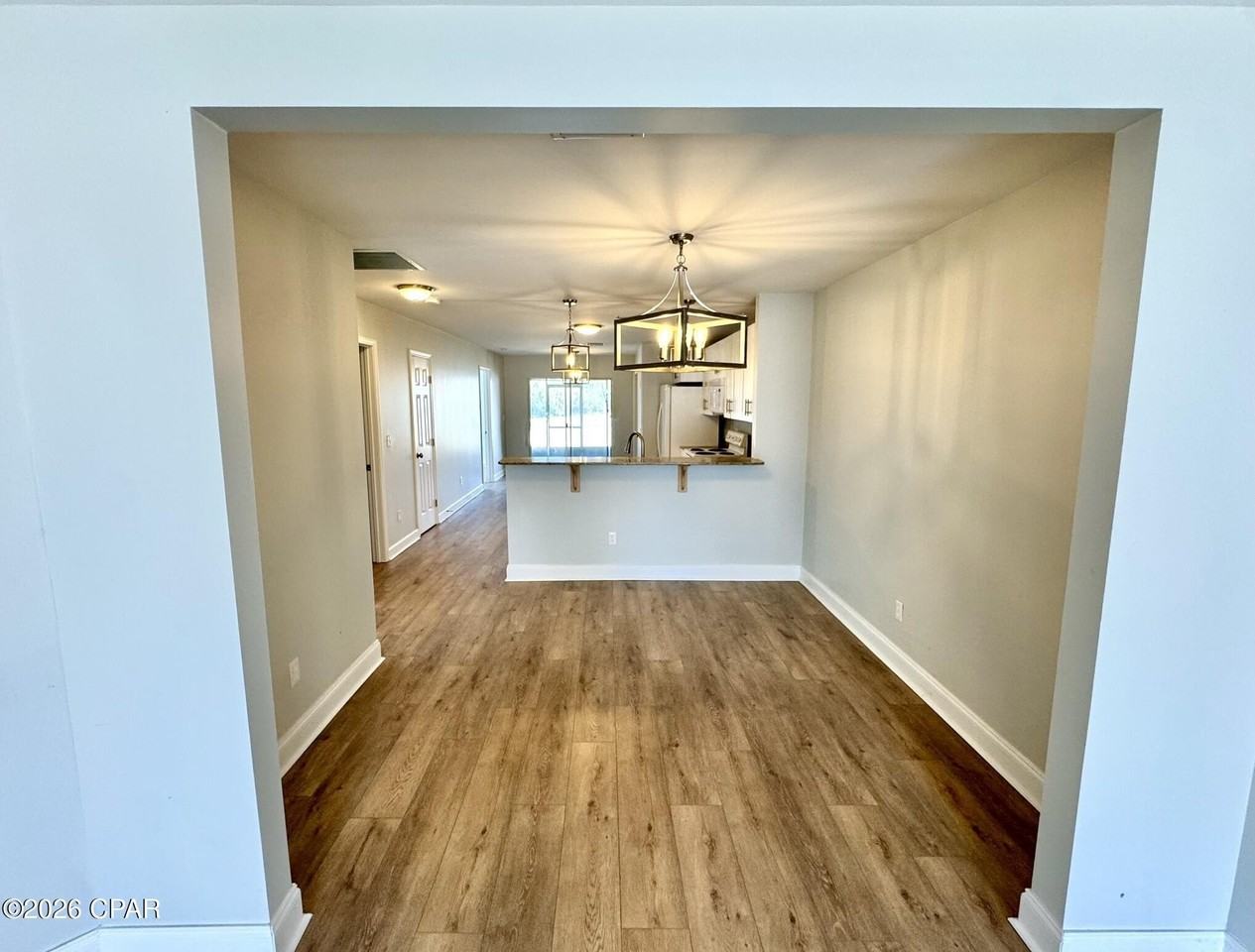 3124 Meadow St - Photo 3 of 30