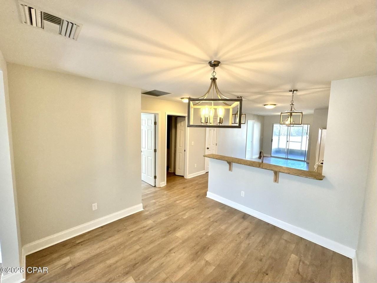 3124 Meadow St - Photo 4 of 30