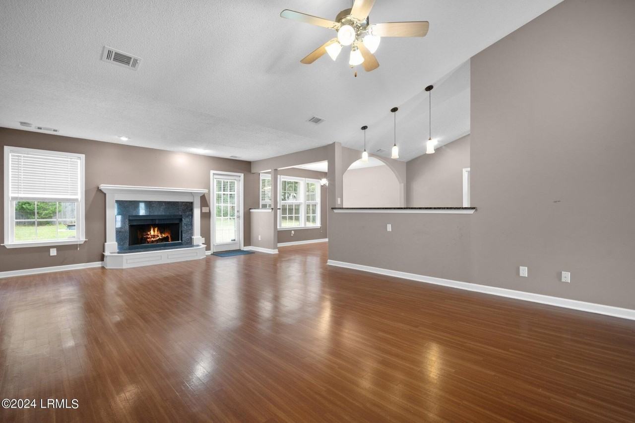 44 Purrysburg Dr - Photo 5 of 30