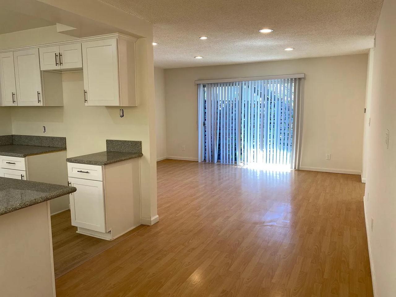 Palm Ave 524 - Photo 2 of 13